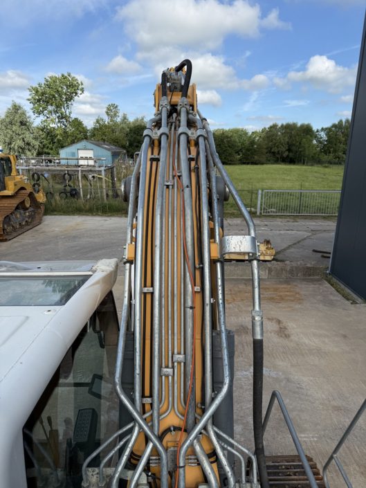 Liebherr R922 LC 2 (2)