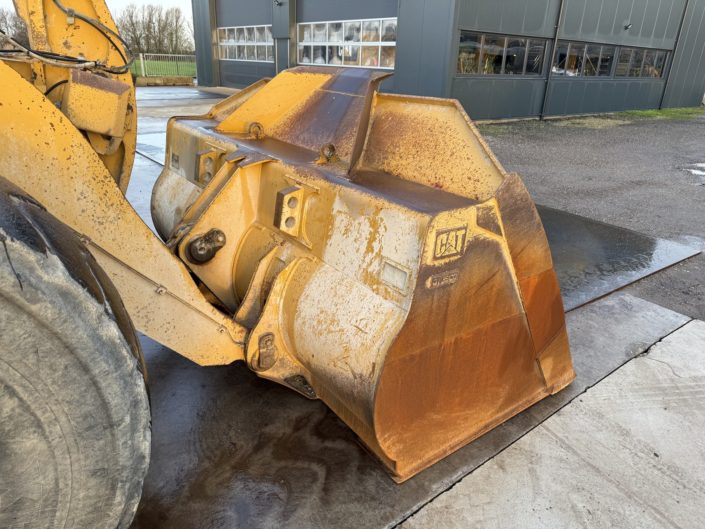 Caterpillar 966K (20)