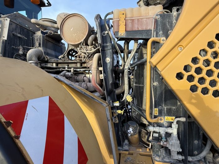 Caterpillar 966K (8)