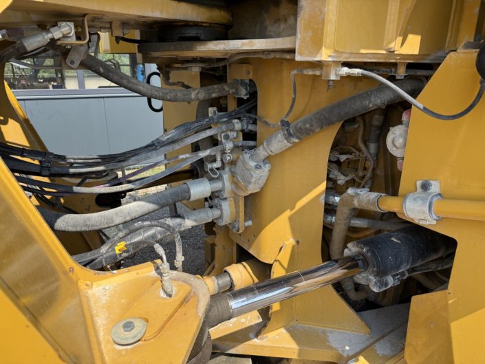 CATERPILLAR 980M (9)